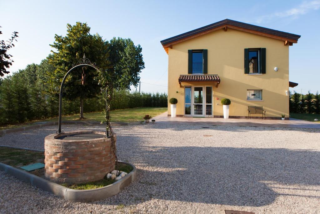 Ladino Room & Breakfast Ferrara Esterno foto