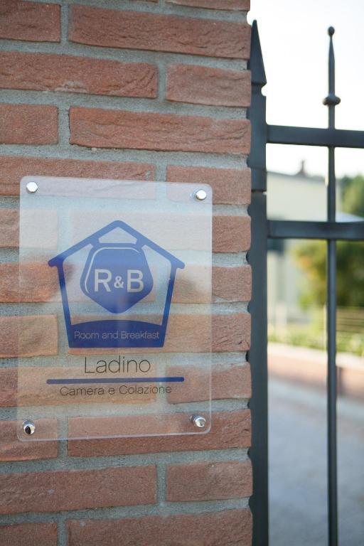 Ladino Room & Breakfast Ferrara Esterno foto